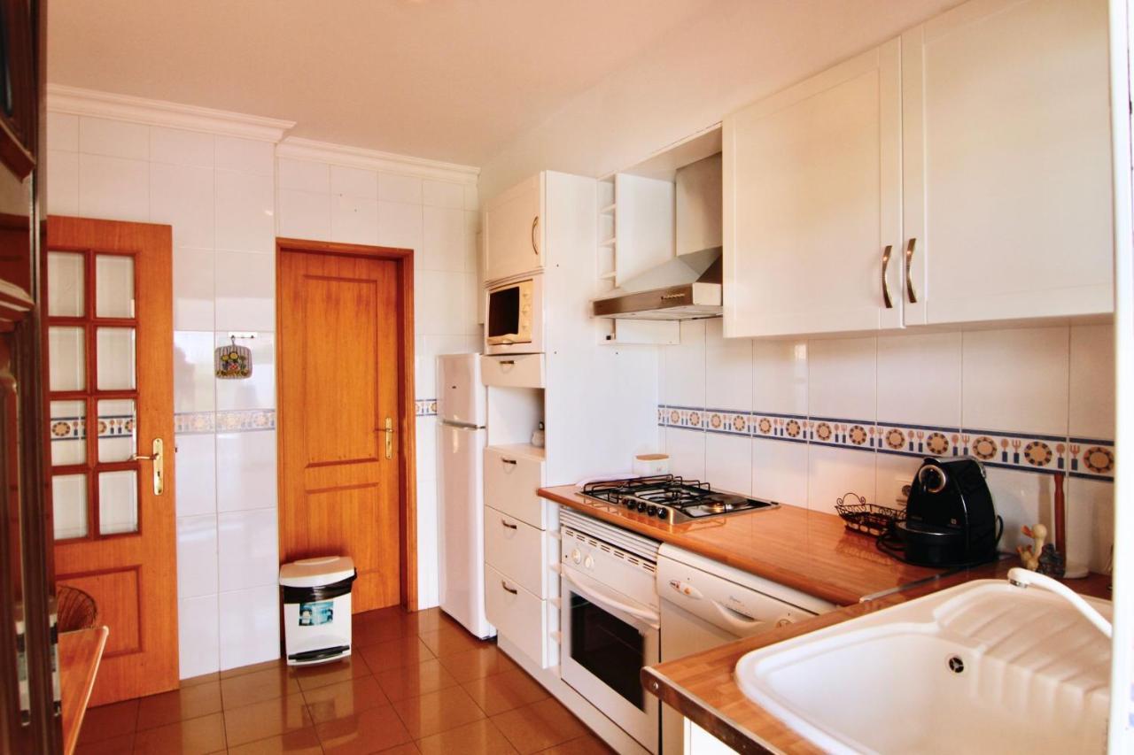 Lovelystay - Alto Dos Calicos 2Br House With Garden Albufeira Bagian luar foto