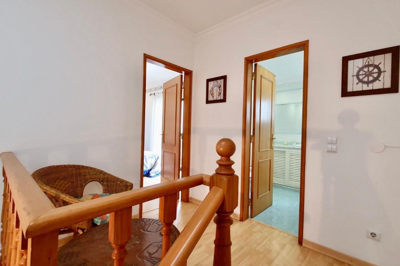 Lovelystay - Alto Dos Calicos 2Br House With Garden Albufeira Bagian luar foto